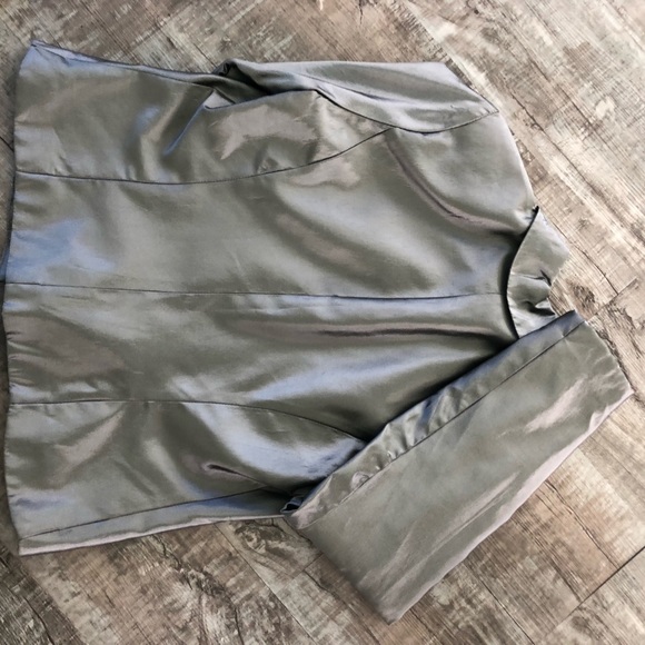 Silver jacket - Picture 3 of 6